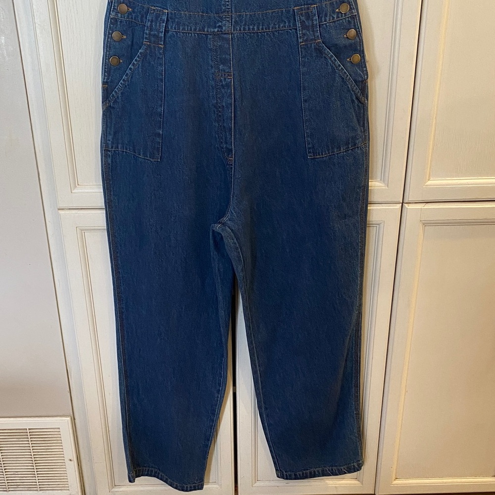 Wrangler Classic Blue Denim Overalls flat measurement: waist - 18” inseam 28.5” - Picture 6 of 12
